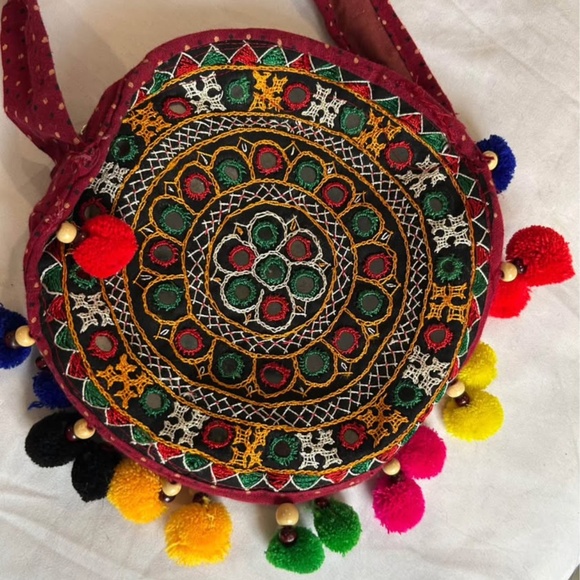 Indian Style purse - Picture 1 of 3